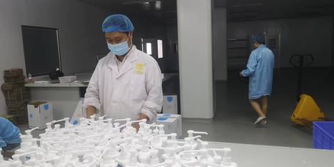 龍里人大 戰(zhàn)“疫”一線勇?lián)?護航貴州醫(yī)療器械生命線